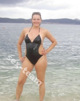 Надя и Регина